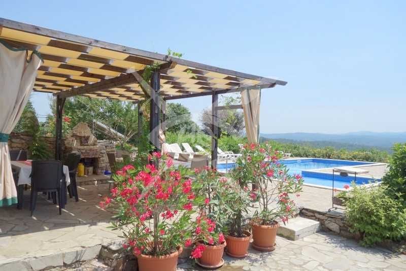 Къща за гости в село Звездец 52106