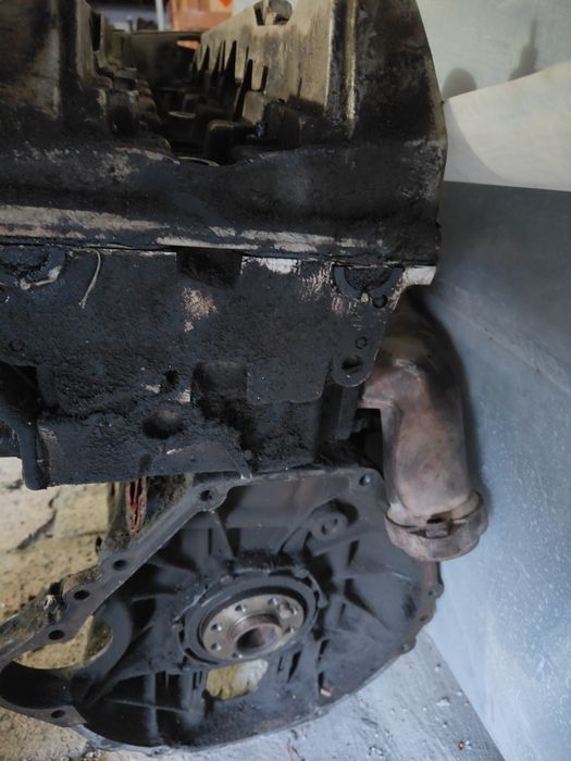 Продам двигатель мотор104,2.8 от Мерседес 124