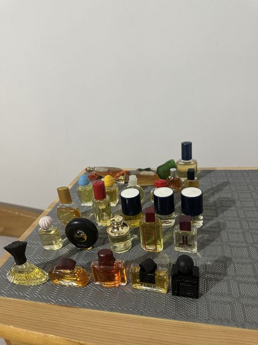 Miniaturi vechi de colectie