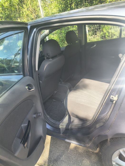 Opel CORSA D 2009