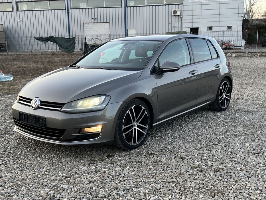 -VW-Golf 7 -2014.Limousine,Model deosebit -Sport-Line,Piele