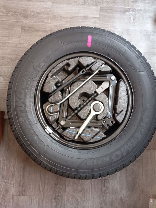 Запаска балон с домкратом