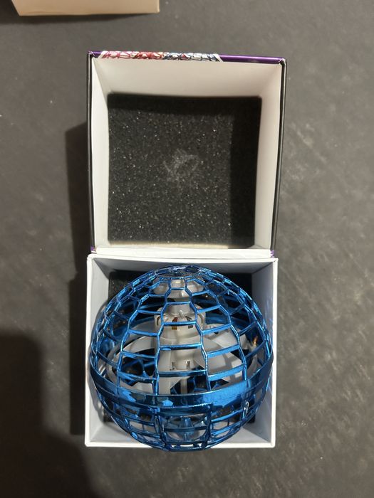 Jucarie zburatoare Flynova Pro