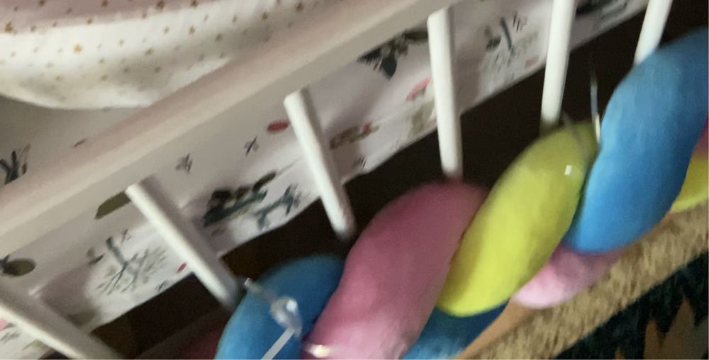 Продам бортики на кроватку