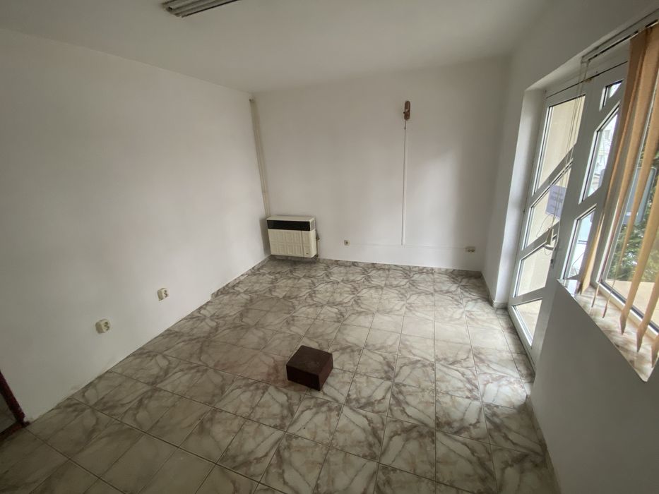 Garsoniera/spatiu de vanzare in Jibou