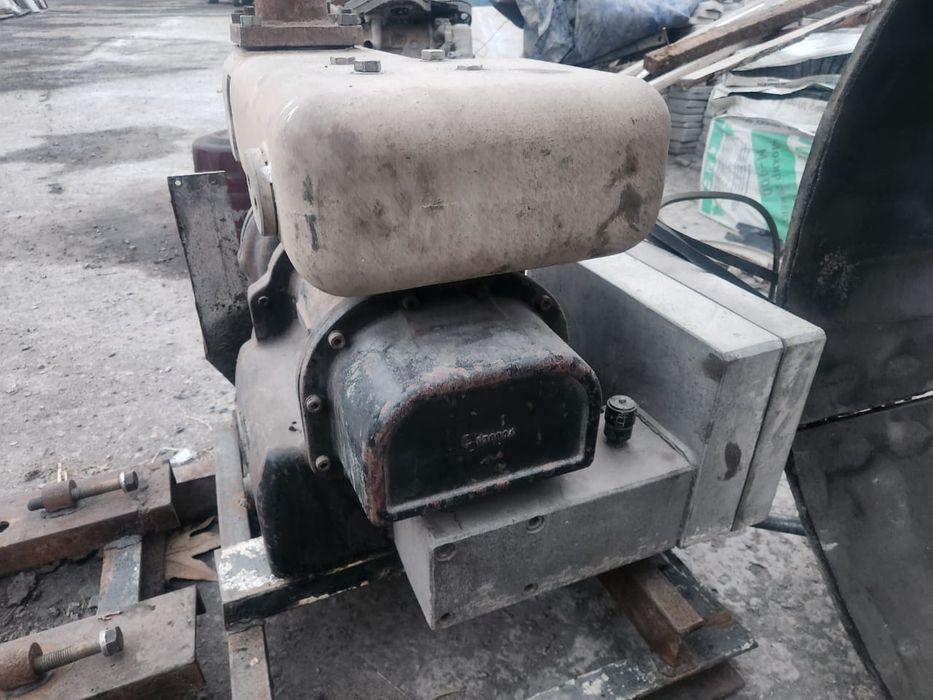 Цементавоз гувен бочка компрессор рабочи холтда