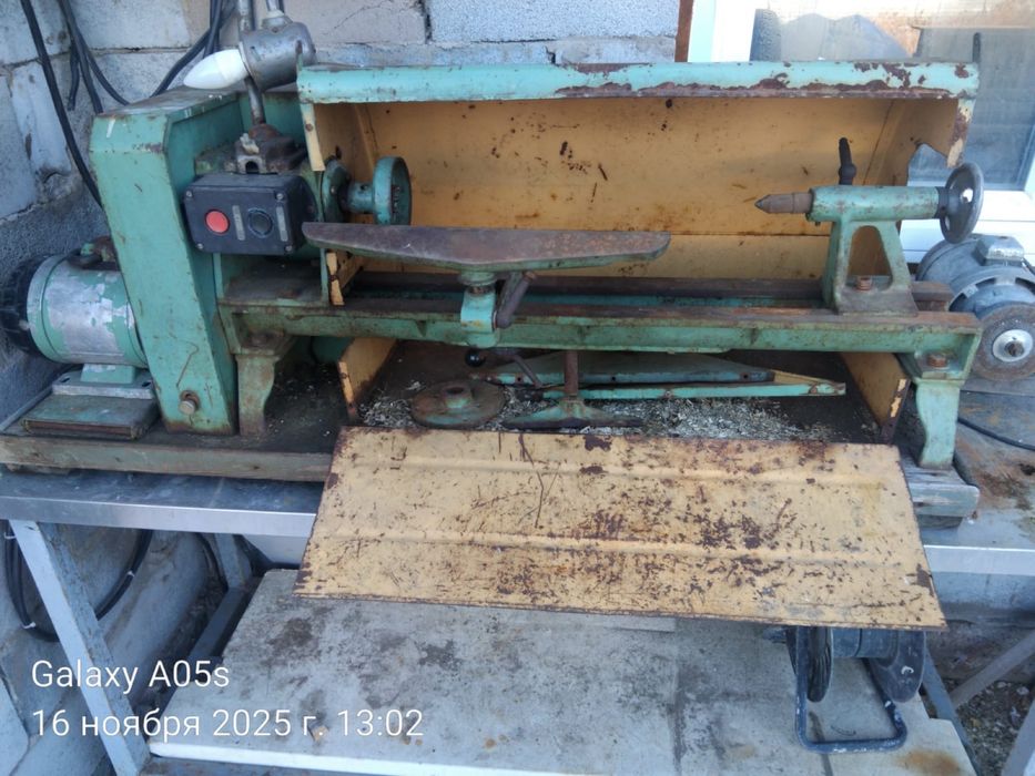 Токарный станок по дереву