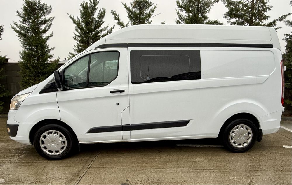 Transit Custom 2.2 D 6 locuri si 7m cub bagaj L2H2,an 2015,125 PS.Clima.