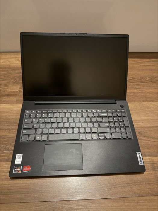 Vand Laptop Lenovo V15 G2