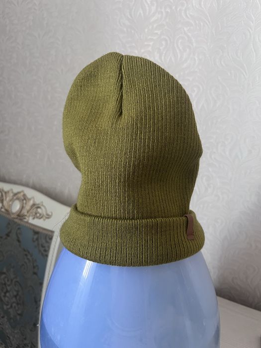 шапки, шарфы, шляпа