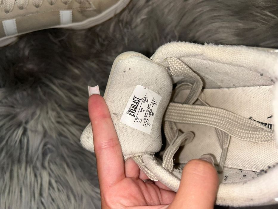 Adidași everlast
