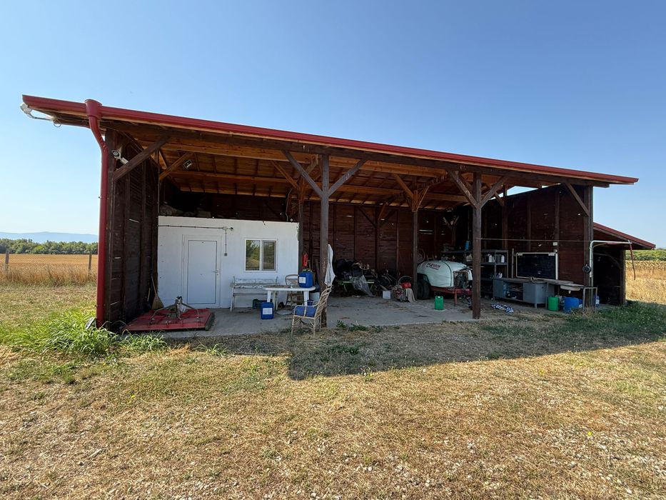 Продавам Овощна градина в с. Цалапица.