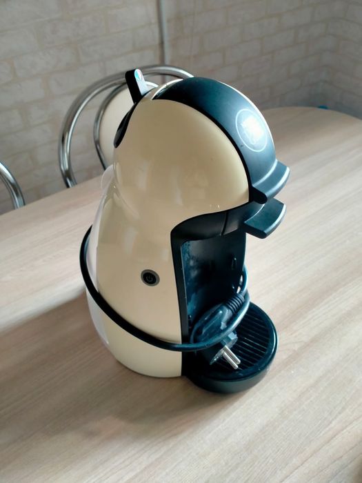 Кофемашина Dolce gusto капсульная