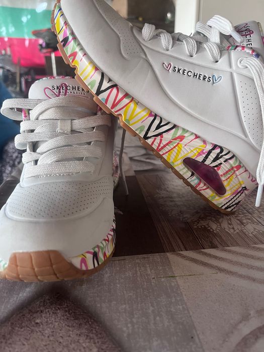 Маратонки Skechers