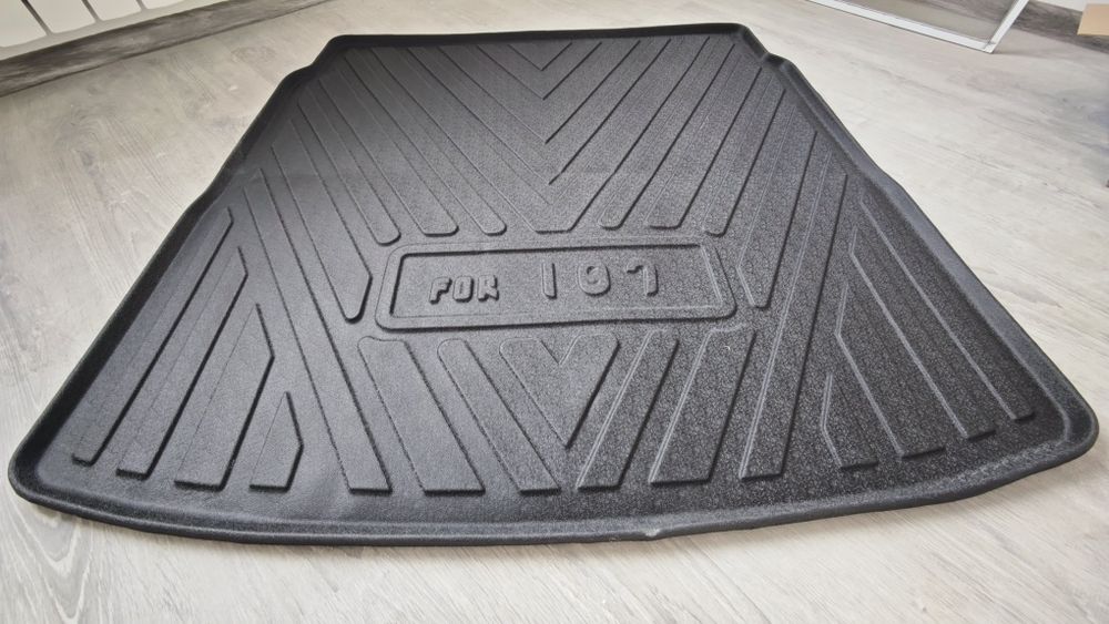 Коврик в багажник Deepal L07 TPЕ