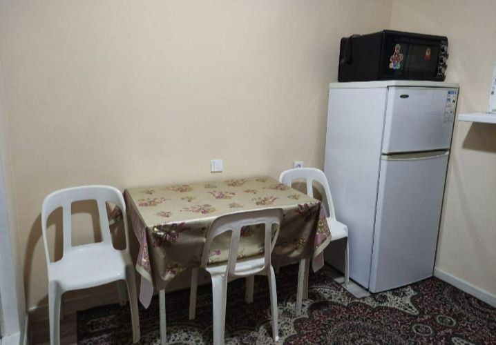 Sebzor, qizlar uchun kvartira