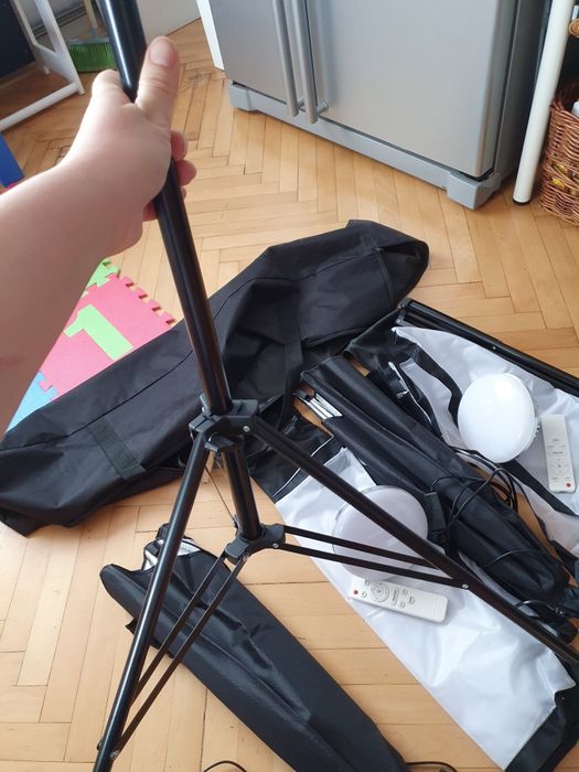 Sistem lumini LED studio