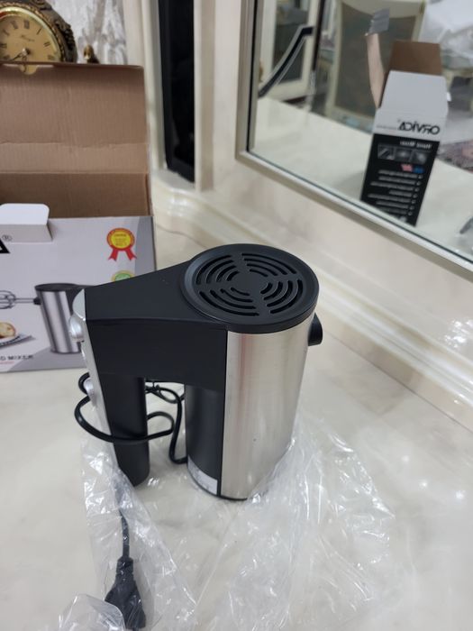 Продам новый миксер