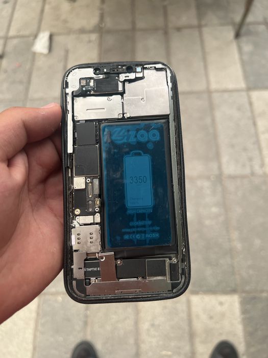 iphone 12 pro srocna 128 gb
