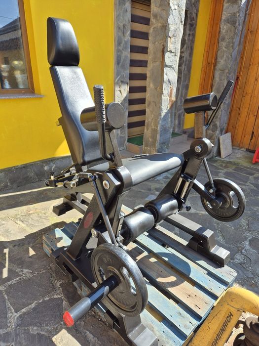 Aparat extensii picioare/ Leg extension Panatta Freeweight !!!