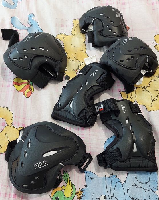 Set protecții FILA M + cască M – adolescenți/adulti