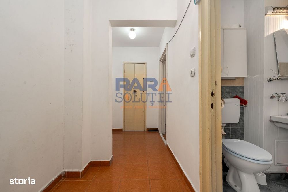 3 camere, etaj 1, lângă Primărie