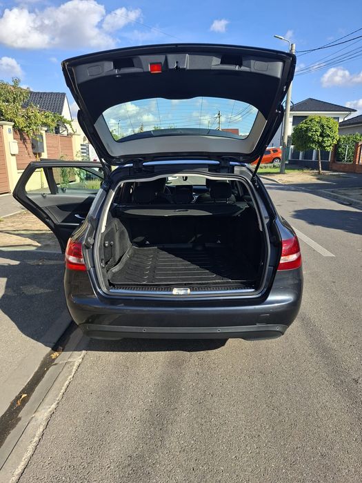 Mercedes-Benz C 200 d Break (W205) – 2015 – Euro 6, Proprietar. Preț.9500euro. Tel.0747624864.