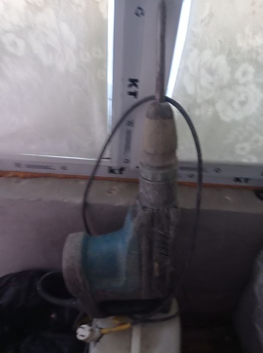 Перфоратор отбойник