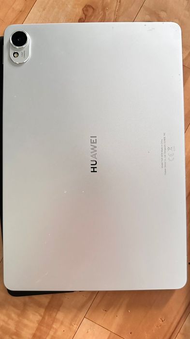Продам планшет Huawei