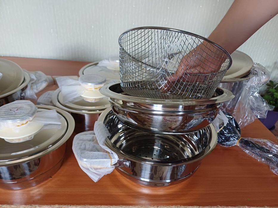 Продаю набор кастрюлей Zepter