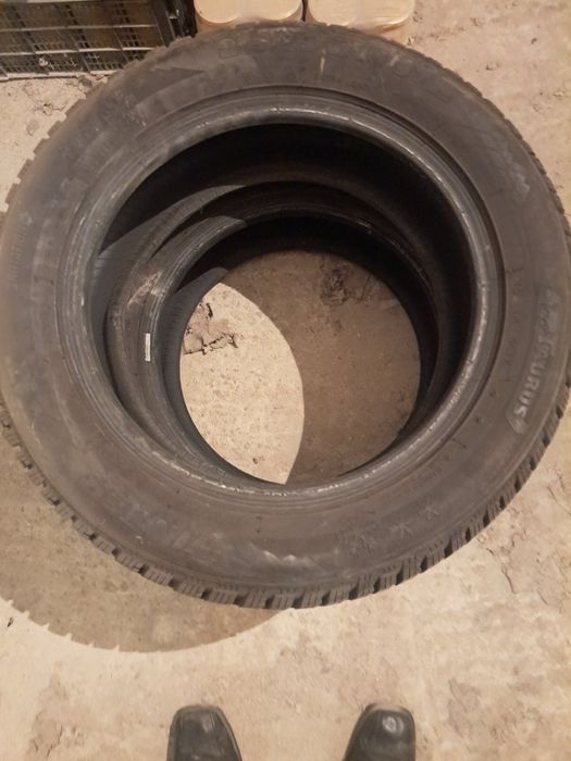 Нови 2 зимни гуми размер 215/55R16 97H
