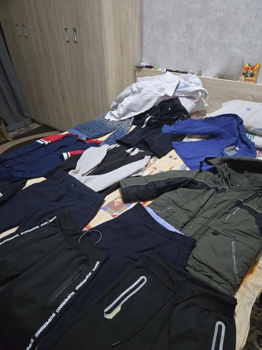 Продам одежду для подростка