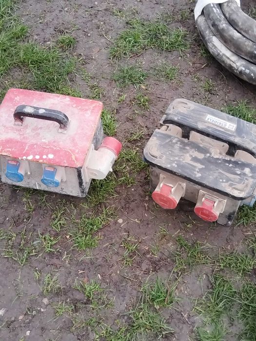 De vânzare totul la Pachet