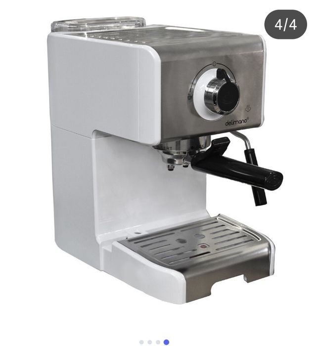 Продавам бяла кафемашина