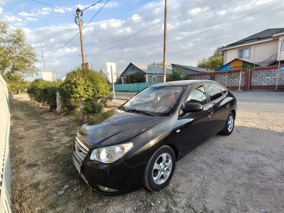 Продам машину Hyundai Avent 2006