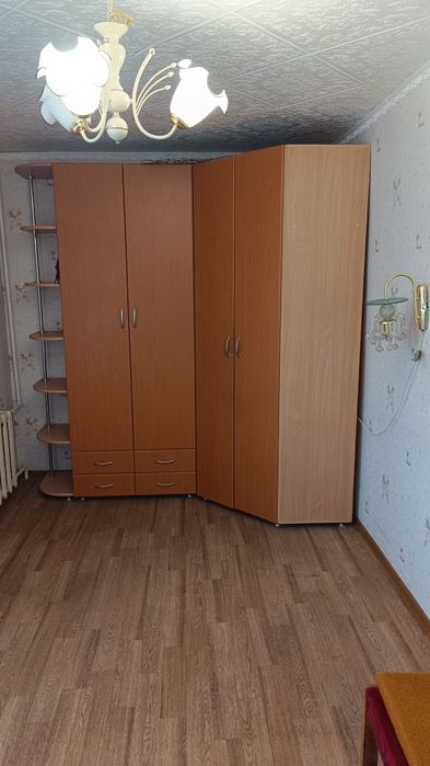Сдам 2 комнатную 20 мкр длительно