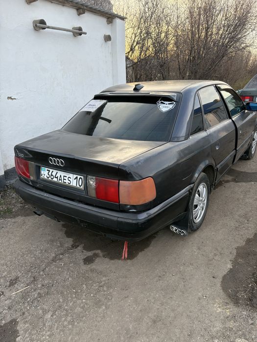 Продам машину Ауди 100