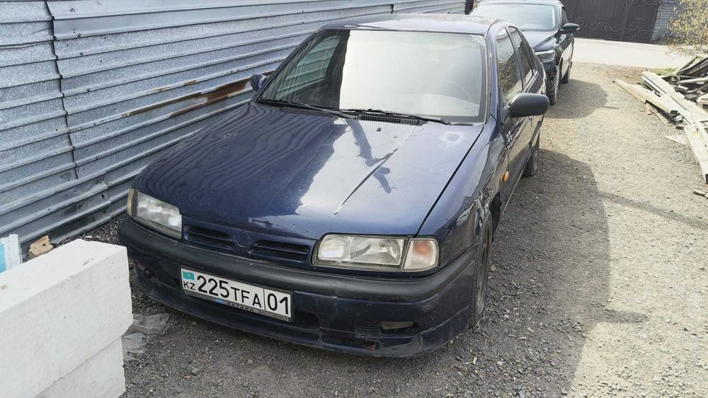Nissan Primera 1995 г.