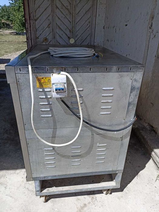 Печ духовка сотилади