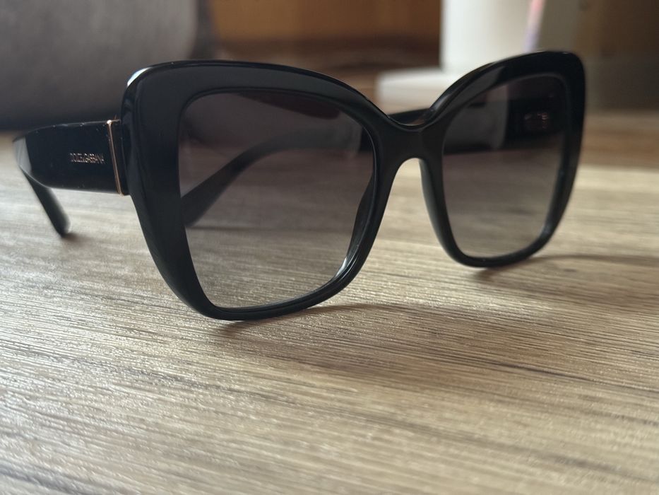 Солнцезащитные очки Dolce & Gabbana Cat Eye