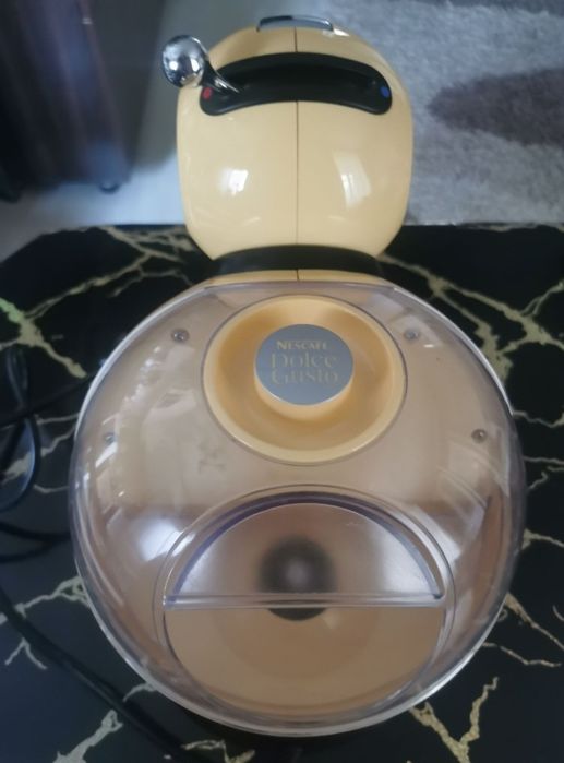 Капсульная кофемашина NESCAFE Dolce Gusto