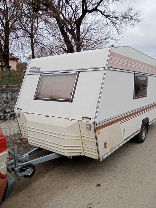 Rulotă recent adusă de vânzare