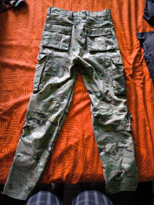 Карго панталон/зелен камуфлаж