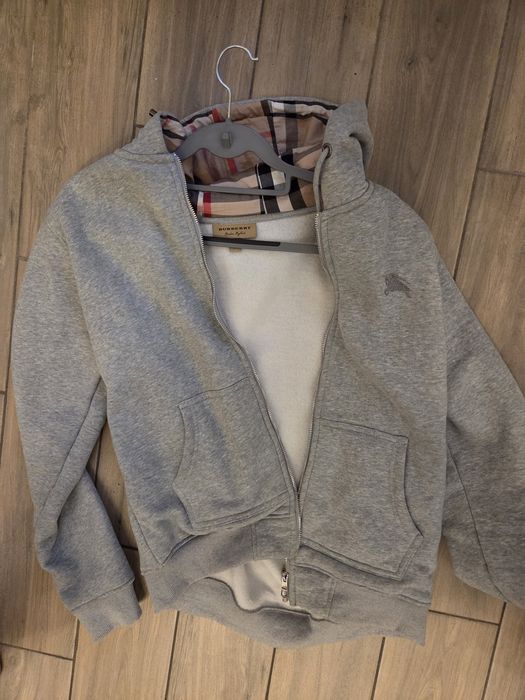 Hanorac burberry nou L