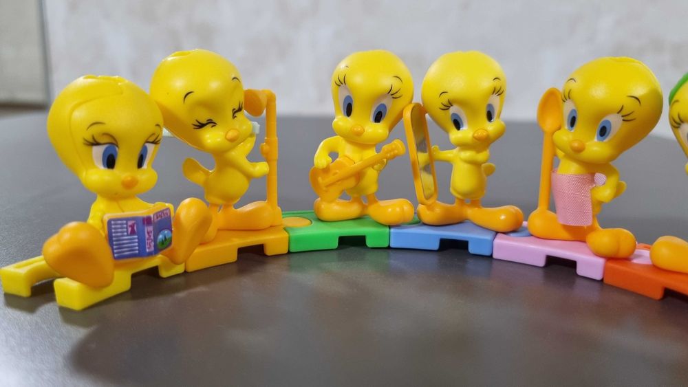 Серия Твитти из Kinder Joy 2026