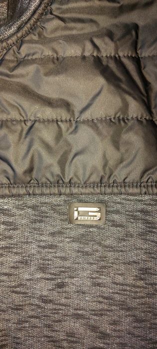 Guess анцуг S размер момче/мъж