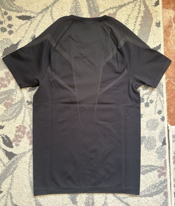 Gymshark Onyx v5