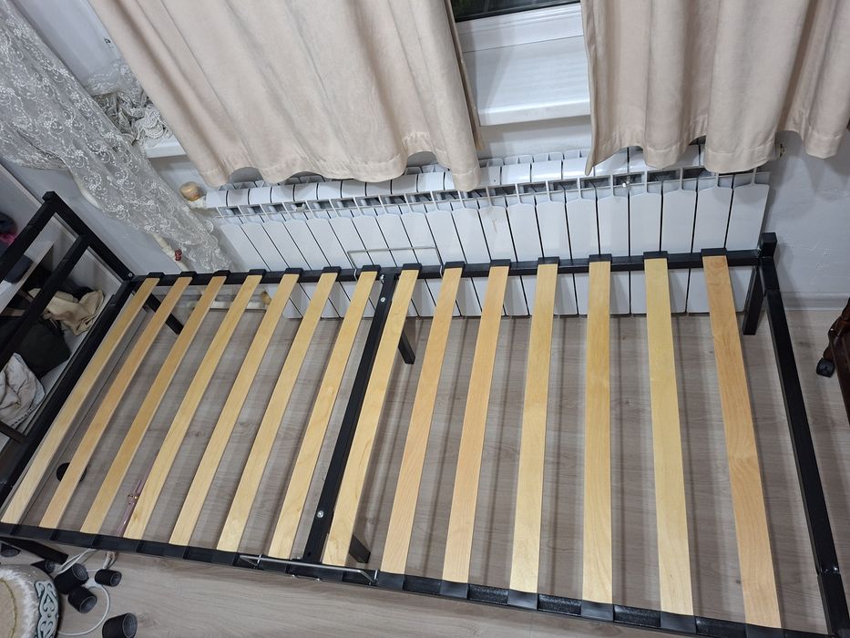 Продам кровать 200х90