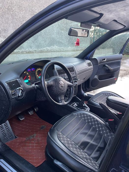 Vând golf4 an 2004(benzina) 1.4 16 valve motor axp 110 cai putere