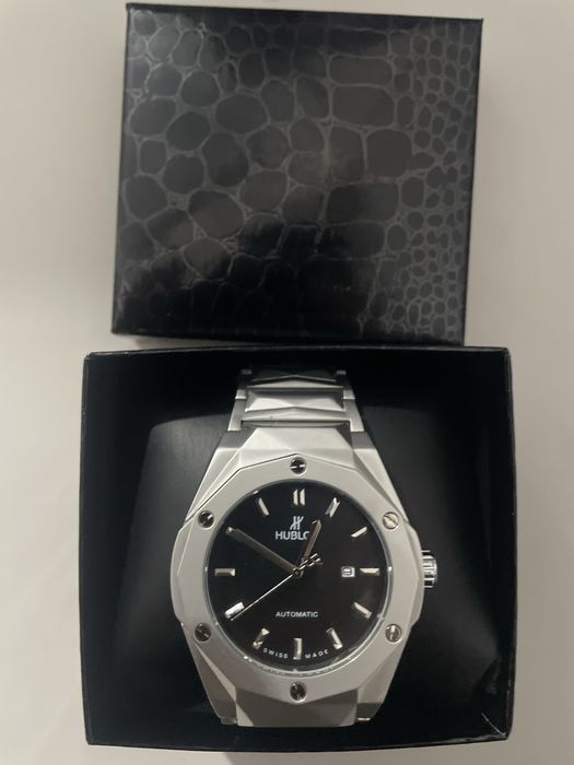 Часы Hublot часы